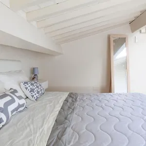  Appartamento White Attic
